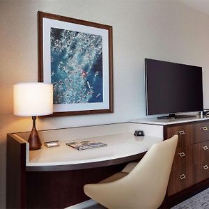 Bridge View King Room
